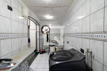 Casa à venda com 387m², 4 quartos e 4 vagasLavanderia