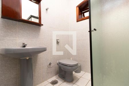 Casa à venda com 387m², 4 quartos e 4 vagasQuarto Serviço - Suíte