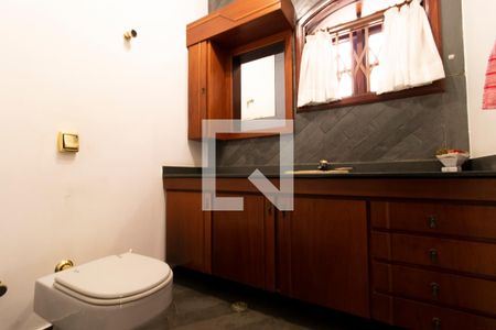 Casa à venda com 387m², 4 quartos e 4 vagasLavabo