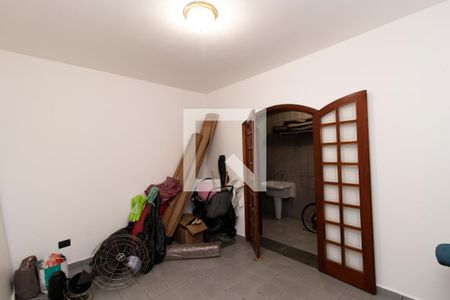 Casa à venda com 387m², 4 quartos e 4 vagasQuarto Serviço