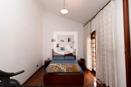 Casa à venda com 387m², 4 quartos e 4 vagasQuarto 4 - Suíte