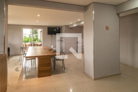 Apartamento à venda com 33m², 1 quarto e 1 vaga Apartamento à venda com 33m², 1 quarto e 1 vagaÁrea comum - Salão de festas