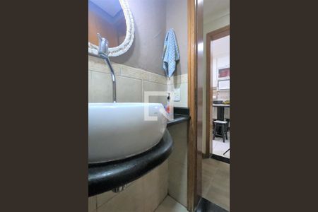 Lavabo de casa de condomínio à venda com 4 quartos, 250m² em Vila Rosália, Guarulhos