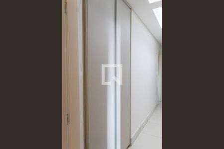 Apartamento à venda com 360m², 4 quartos e 3 vagasCorredor