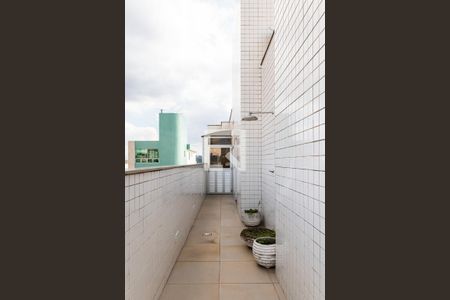 Apartamento à venda com 360m², 4 quartos e 3 vagasCobertura