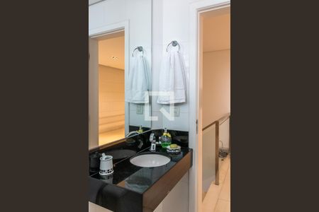 Apartamento à venda com 360m², 4 quartos e 3 vagasBanheiro Social