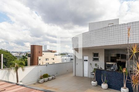 Apartamento à venda com 360m², 4 quartos e 3 vagasCobertura