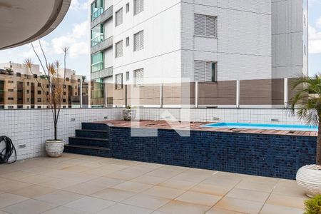 Apartamento à venda com 360m², 4 quartos e 3 vagasCobertura