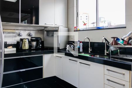 Apartamento à venda com 360m², 4 quartos e 3 vagasCozinha