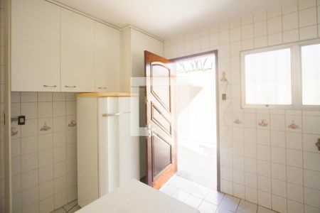 Casa à venda com 150m², 3 quartos e 3 vagasCozinha