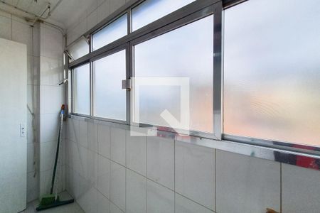 Apartamento à venda com 60m², 2 quartos e 1 vagaÁrea de Serviço