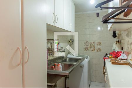 Casa à venda com 214m², 4 quartos e 3 vagas Casa à venda com 214m², 4 quartos e 3 vagasÁrea de Serviço