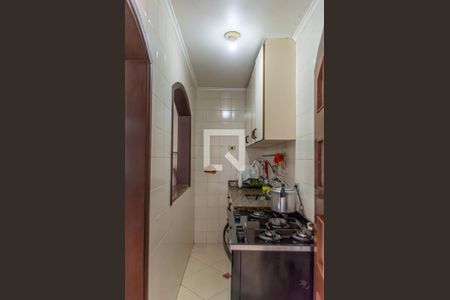 Casa à venda com 214m², 4 quartos e 3 vagas Casa à venda com 214m², 4 quartos e 3 vagasCozinha