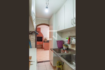 Casa à venda com 214m², 4 quartos e 3 vagas Casa à venda com 214m², 4 quartos e 3 vagasÁrea de Serviço