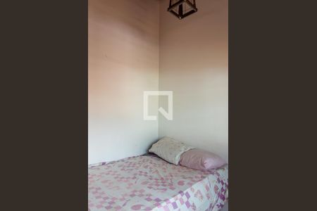 Casa à venda com 214m², 4 quartos e 3 vagas Casa à venda com 214m², 4 quartos e 3 vagasQuarto 3