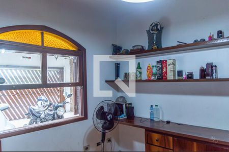 Casa à venda com 214m², 4 quartos e 3 vagas Casa à venda com 214m², 4 quartos e 3 vagasQuarto 1