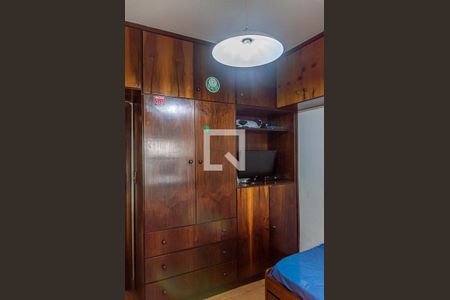 Casa à venda com 214m², 4 quartos e 3 vagas Casa à venda com 214m², 4 quartos e 3 vagasQuarto 1