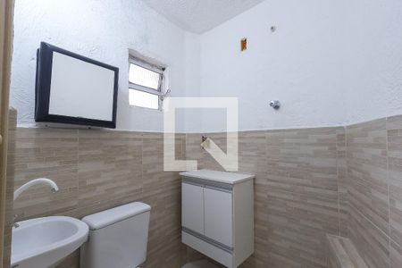Casa à venda com 180m², 3 quartos e 2 vagasBanheiro do Serviço