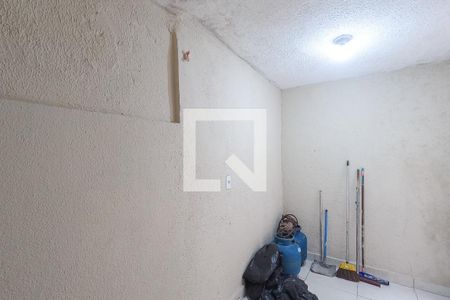 Casa à venda com 180m², 3 quartos e 2 vagasQuarto de Serviço