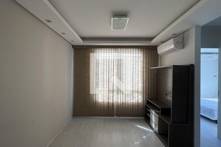 Sala de apartamento à venda com 2 quartos, 43m² em Rubem Berta, Porto Alegre