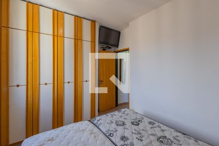Quarto de apartamento à venda com 1 quarto, 40m² em Lourdes, Belo Horizonte