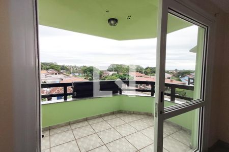Apartamento à venda com 268m², 4 quartos e 3 vagasSacada do Salão de festas