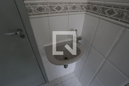 Casa para alugar com 100m², 2 quartos e sem vagaBanheiro da Suíte 