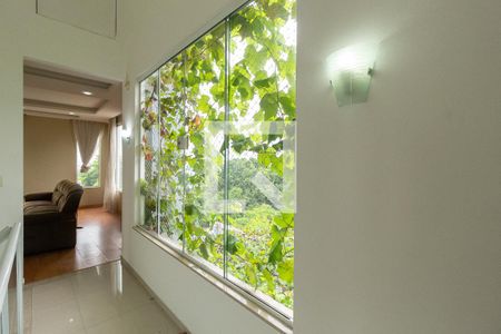 Corredor de casa de condomínio para alugar com 4 quartos, 240m² em Campo Grande, Rio de Janeiro