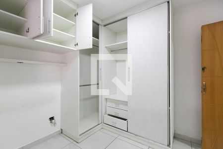Quarto 1  de casa à venda com 4 quartos, 350m² em Cidade Antônio Estevão de Carvalho, São Paulo