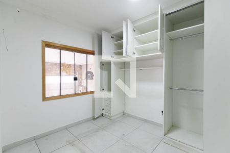 Quarto 1  de casa à venda com 4 quartos, 350m² em Cidade Antônio Estevão de Carvalho, São Paulo