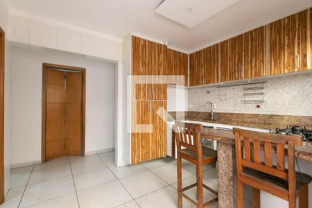 Casa à venda com 350m², 4 quartos e 3 vagasCozinha - Armários