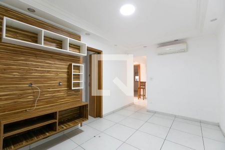 Sala de casa à venda com 4 quartos, 350m² em Cidade Antônio Estevão de Carvalho, São Paulo