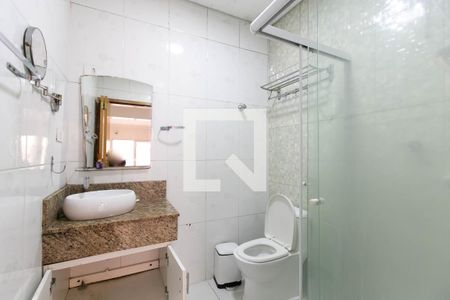 Casa à venda com 350m², 4 quartos e 3 vagasBanheiro 1 