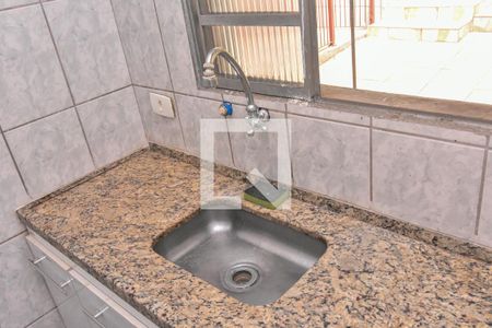 Cozinha - Torneira de casa para alugar com 1 quarto, 25m² em Vila Industrial, São Paulo