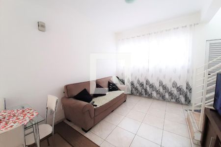 Sala de casa de condomínio à venda com 2 quartos, 75m² em Planalto, Belo Horizonte