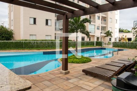 Apartamento à venda com 77m², 3 quartos e 2 vagas Apartamento à venda com 77m², 3 quartos e 2 vagasÁrea comum - Piscina