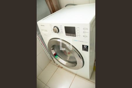 Apartamento à venda com 77m², 3 quartos e 2 vagas Apartamento à venda com 77m², 3 quartos e 2 vagasÁrea de Serviço