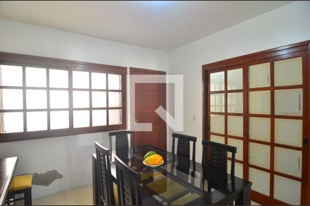 Casa à venda com 155m², 4 quartos e 5 vagasSala de jantar
