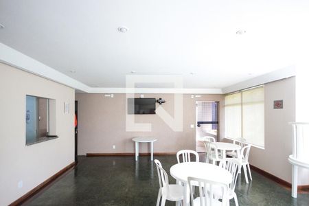 Apartamento à venda com 62m², 2 quartos e 2 vagasÁrea comum - Salão de festas