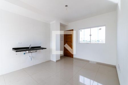 Sala  de Apartamento com 2 quartos, 43m² Vila Guilhermina