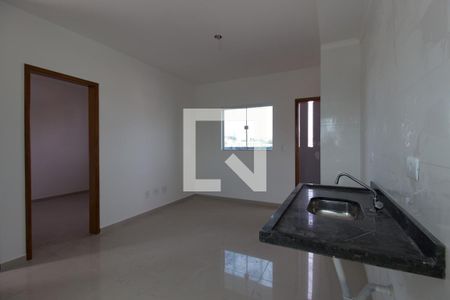 Sala/Cozinha de apartamento para alugar com 2 quartos, 43m² em Vila Guilhermina, São Paulo