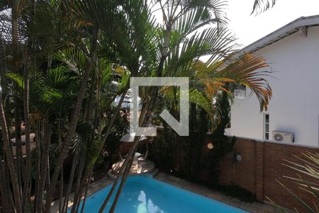 Casa à venda com 800m², 5 quartos e 4 vagasSuíte _ Vista