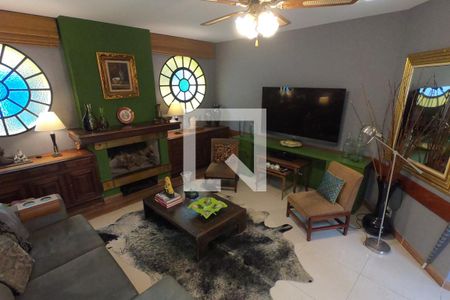 Casa à venda com 800m², 5 quartos e 4 vagasSala de TV