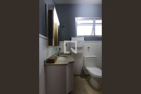 Casa à venda com 800m², 5 quartos e 4 vagasBanheiro da Suíte 1