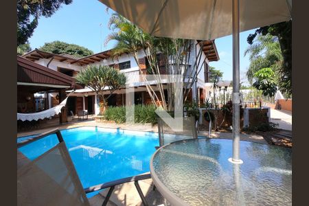 Piscina de casa à venda com 5 quartos, 800m² em Jardim Leonor, São Paulo