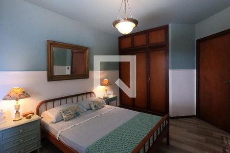 Casa à venda com 800m², 5 quartos e 4 vagasQuarto