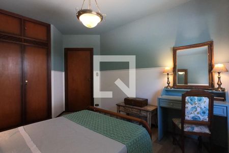 Casa à venda com 800m², 5 quartos e 4 vagasQuarto