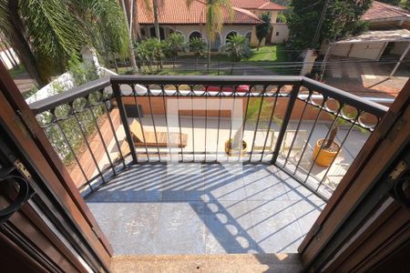 Casa à venda com 800m², 5 quartos e 4 vagasSuíte 2  _ Varanda