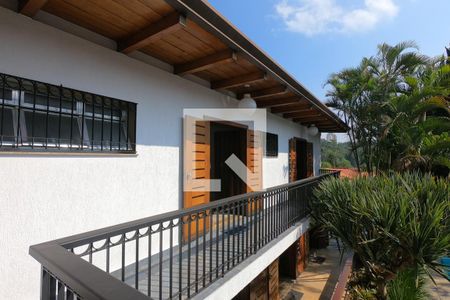 Casa à venda com 800m², 5 quartos e 4 vagasVaranda