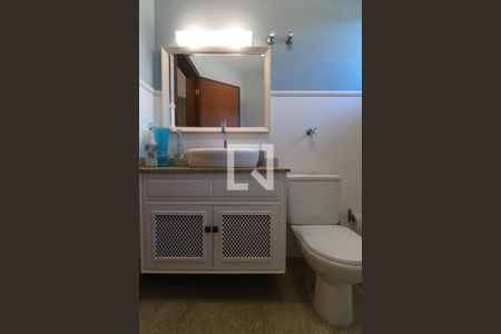 Casa à venda com 800m², 5 quartos e 4 vagasBanheiro